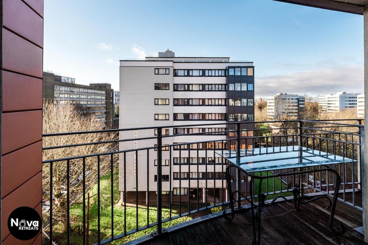 Apartment Central, Spacious Stays, Secure Parking
